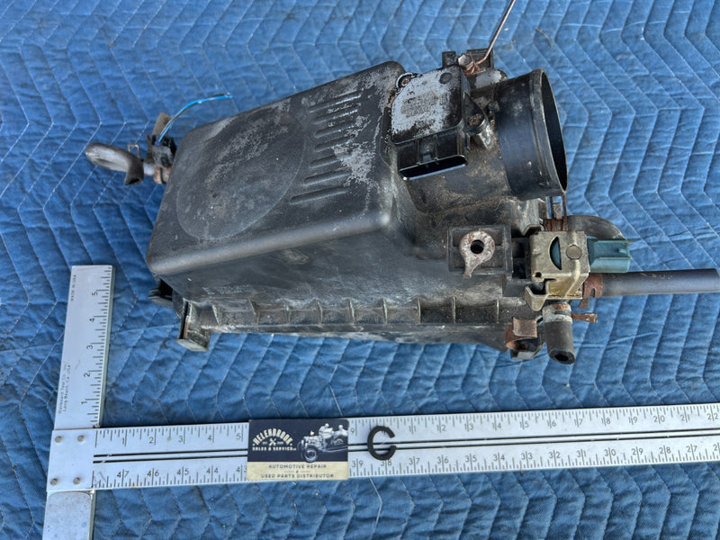 2003-2008 Toyota Corolla Air Cleaner Filter Box Intake Housing OEM #3360EM