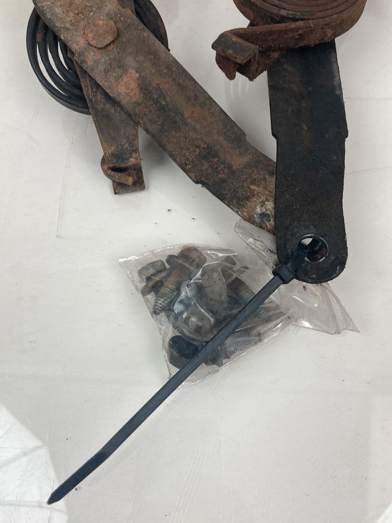 1996 Chevrolet Silverado GMT800 - Hood Hinge Pair