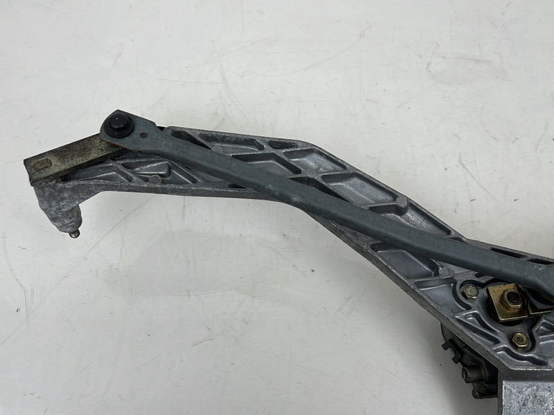 1993-1997 Volvo 850 12V Wiper Motor Transmission & Linkage OEM