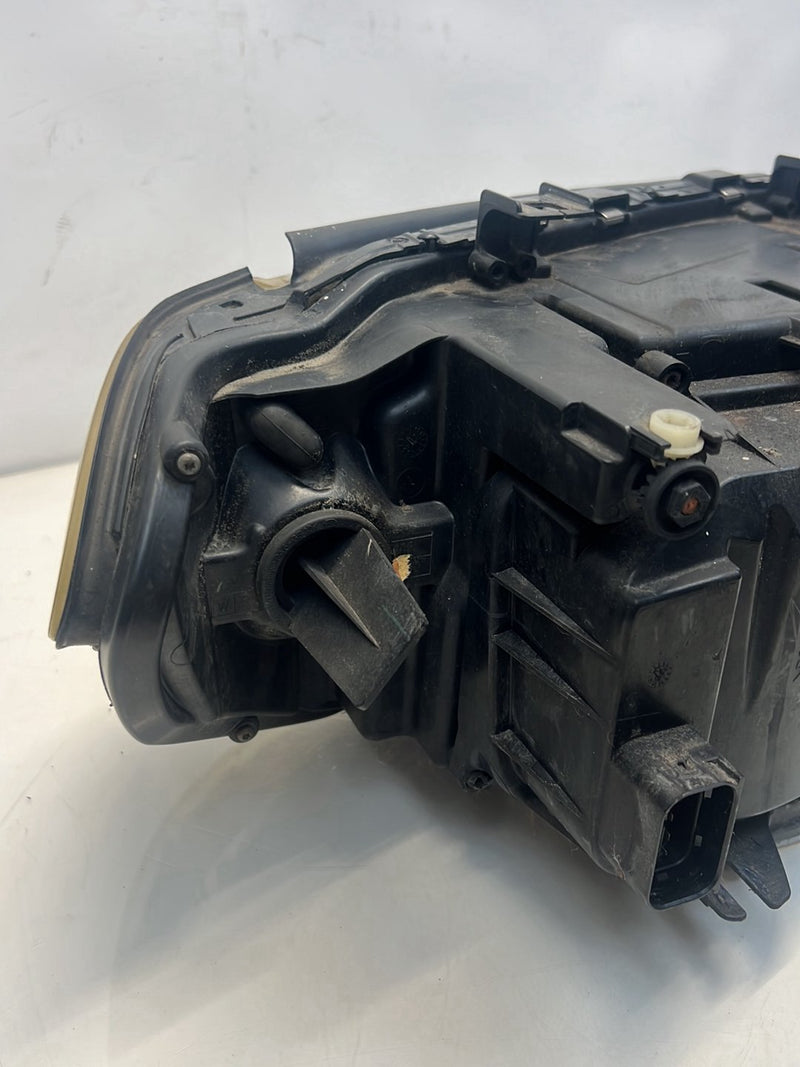 2006 BMW X5 E53 - Headlight Left PN: 22457100
