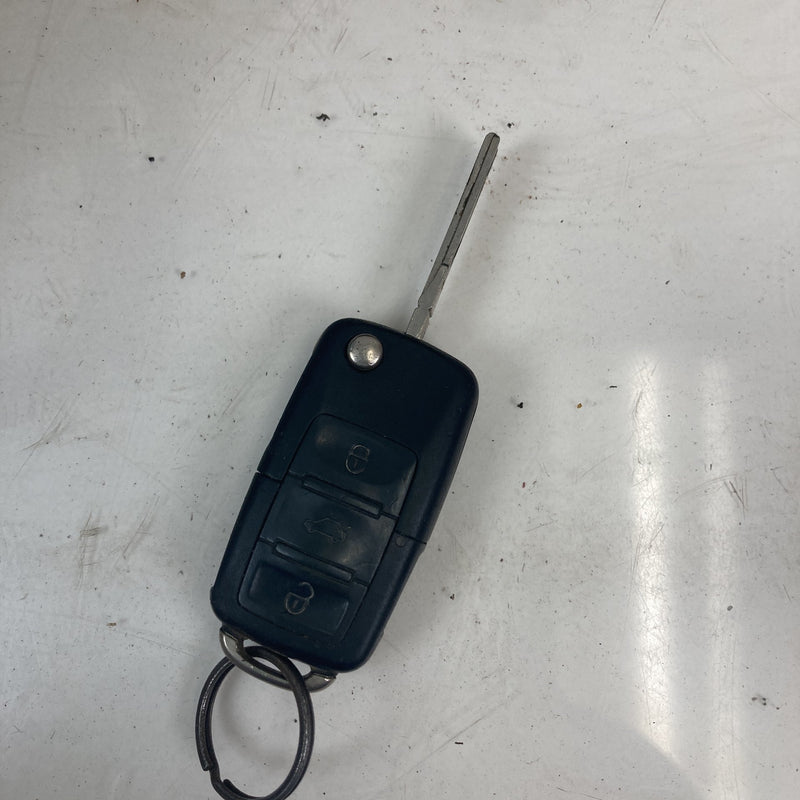 2001-2005 Volkswagen Passat Steering Column Manual Floor Shift OEM #5517M