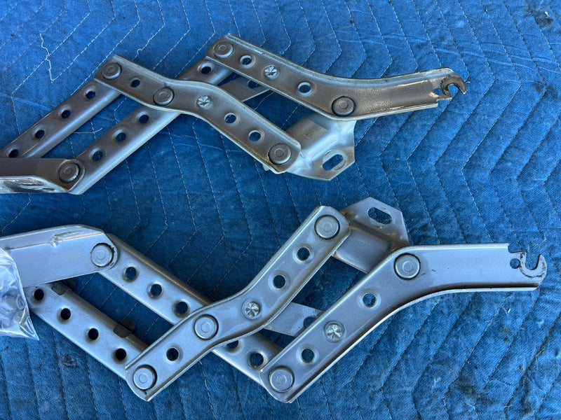 1986-1993 Volvo 240 244 Sedan Right & Left Trunk Deck Lid Hinge Pair OEM #4347EM