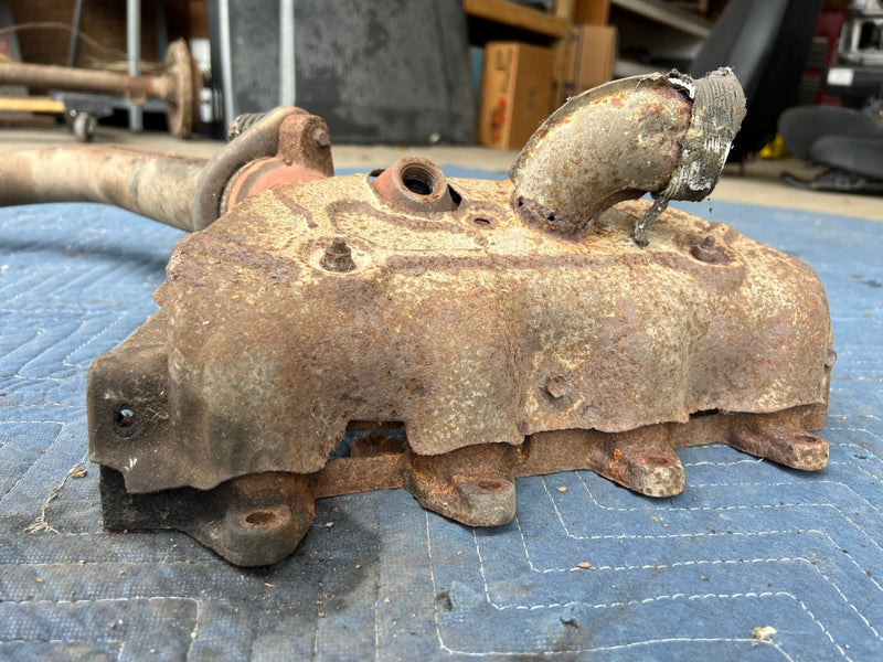 1985-1988 Suzuki Samurai SJ413 Exhaust Manifold 14111-83013 OEM