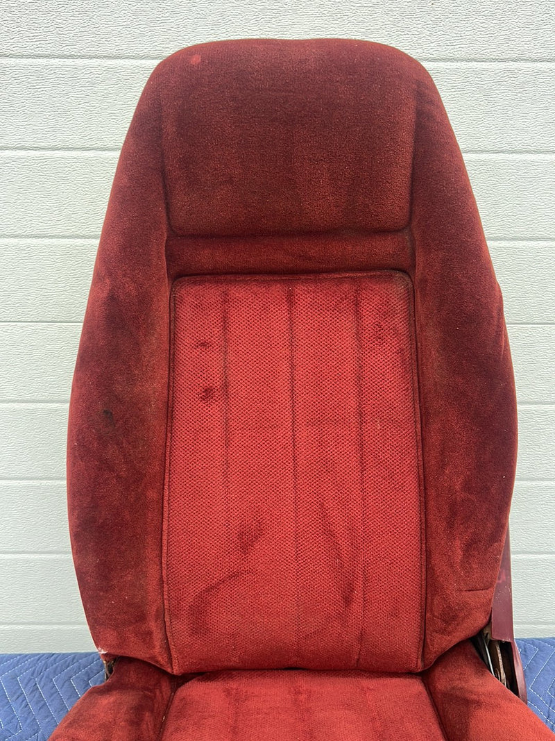 Chevrolet Silverado - Front Seat