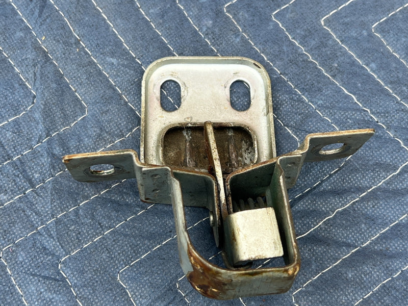 1967-1974 Volvo 140 142 Rear Trunk Deck Lid Lock Latch Catch Hardware OE #4865EM
