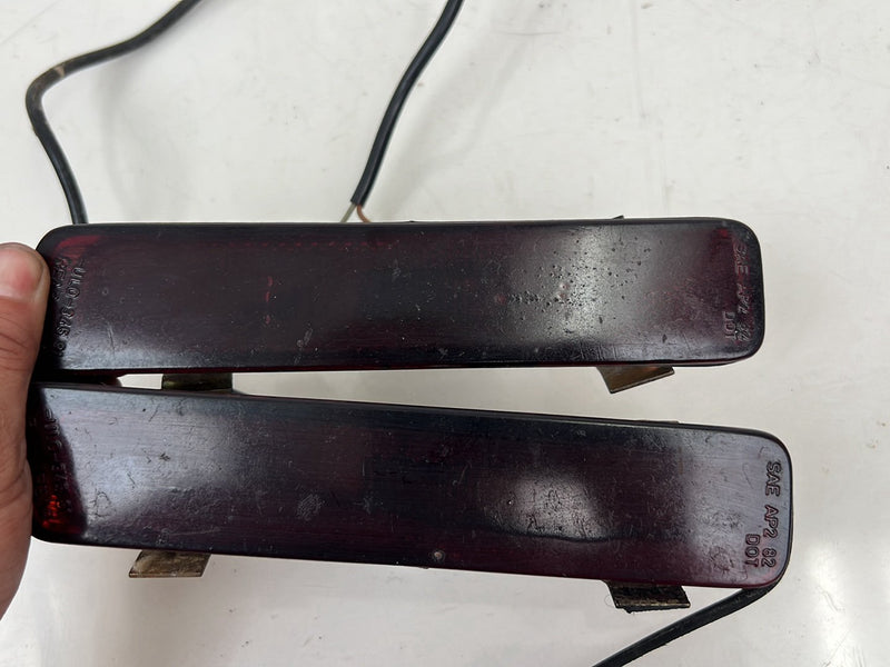 1983-1985 Porsche 944 Rear Right Left Marker Light Lamp Pair 944631426 OEM #5541EM