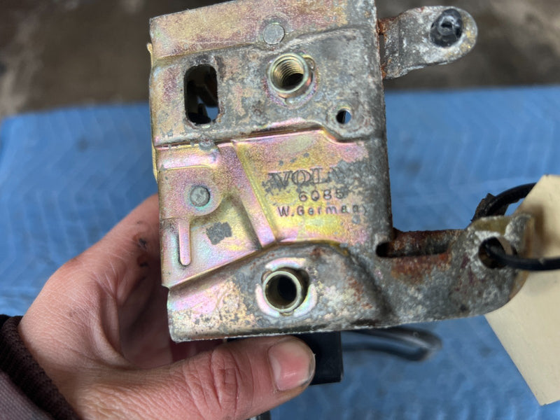 1989-1995 Volvo 740 940 Sedan Front Right RH Door Lock Actuator Latch OE #3843EM
