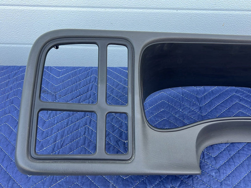 Chevrolet Silverado - Gauge Cluster Trim PN: 15178706