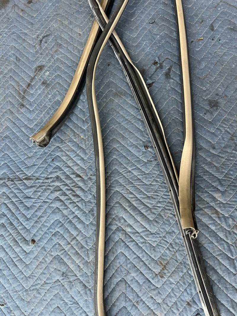 2002-2006 Toyota Camry Door Seal Weatherstripping Trim Beige Set of 4 OE #5015EM