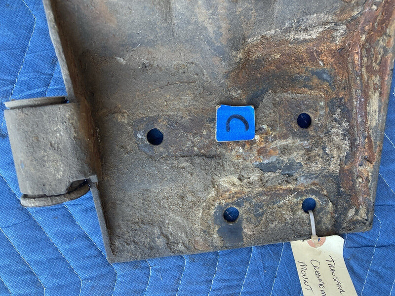 1997-2002 Jeep Wrangler TJ Manual Trans Transfer Case Bracket Mount OEM #3283M