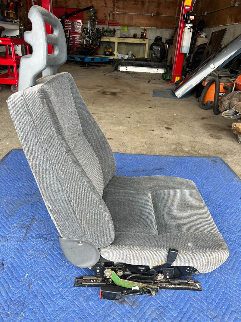 1989-1995 Volvo 740 940 Sedan Front Driver Left LH Cloth Seat Gray OEM #3647EM