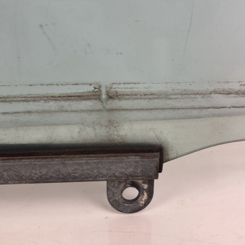 1986-1993 Volvo 240 244 Window Glass Passenger Rear 43R-001105 89 OEM #4878M