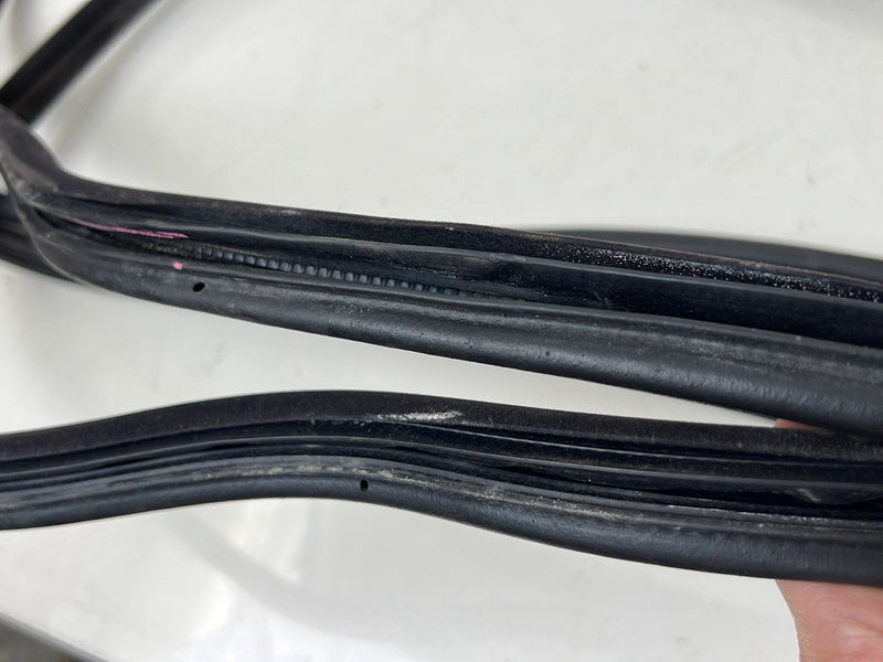 2004-2007 Volvo S60R S60 Sedan Door Seal Gasket Weatherstripping Set OEM #5821EM