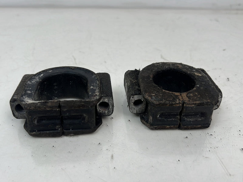 1983-1985 Porsche 944 Power Steering Rack Bracket Mount w/ Hardware OEM #5656EM
