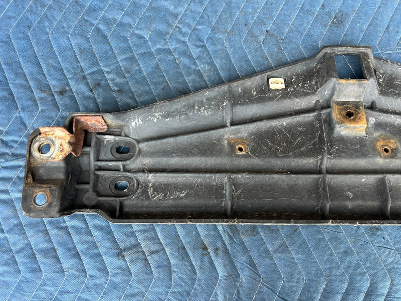 1989-1995 Volvo 740 940 Front Radiator Upper Support Panel 1355330 OEM #3719EM