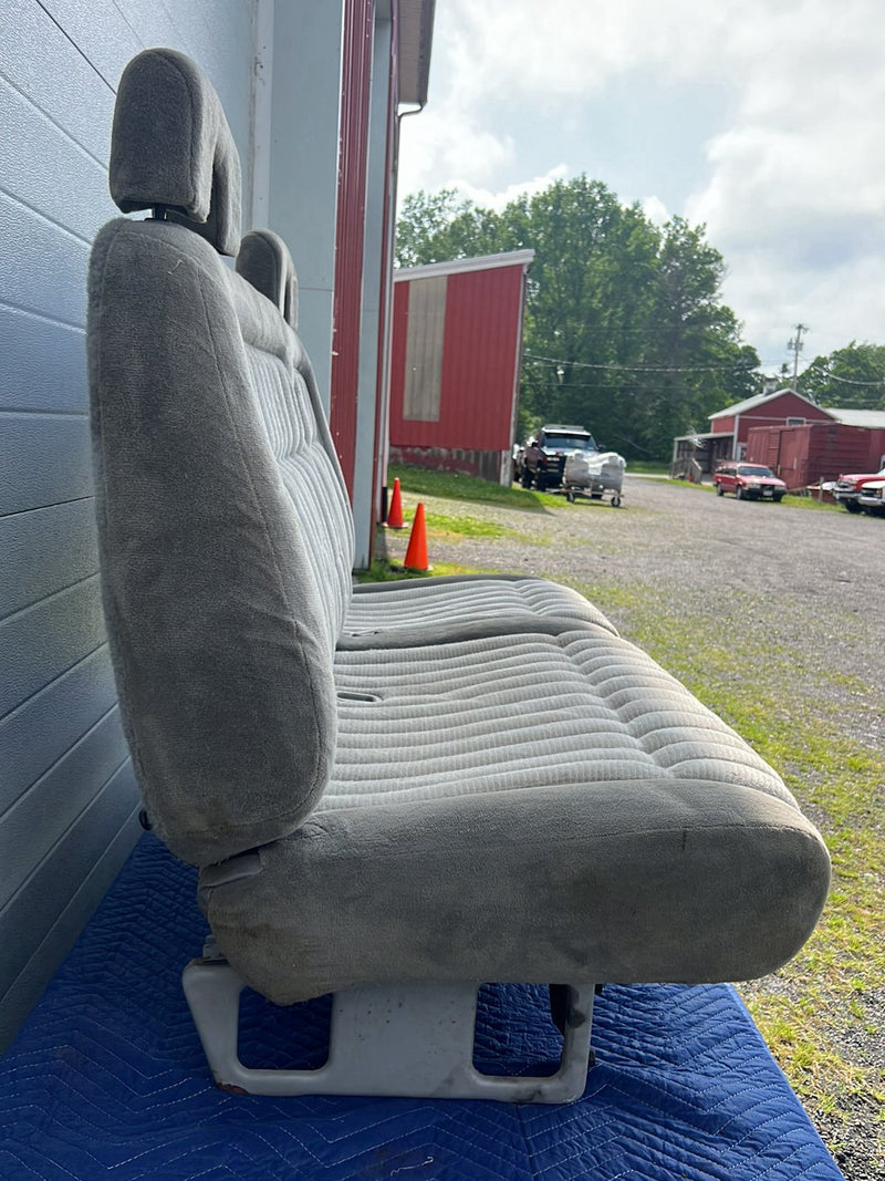 Chevrolet Silverado - Seat Front Pair