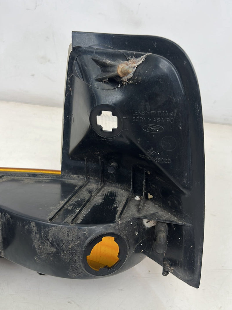 1993-2000 Ford Ranger Front Passenger Right Turn Signal Light Lamp OEM #6016EM