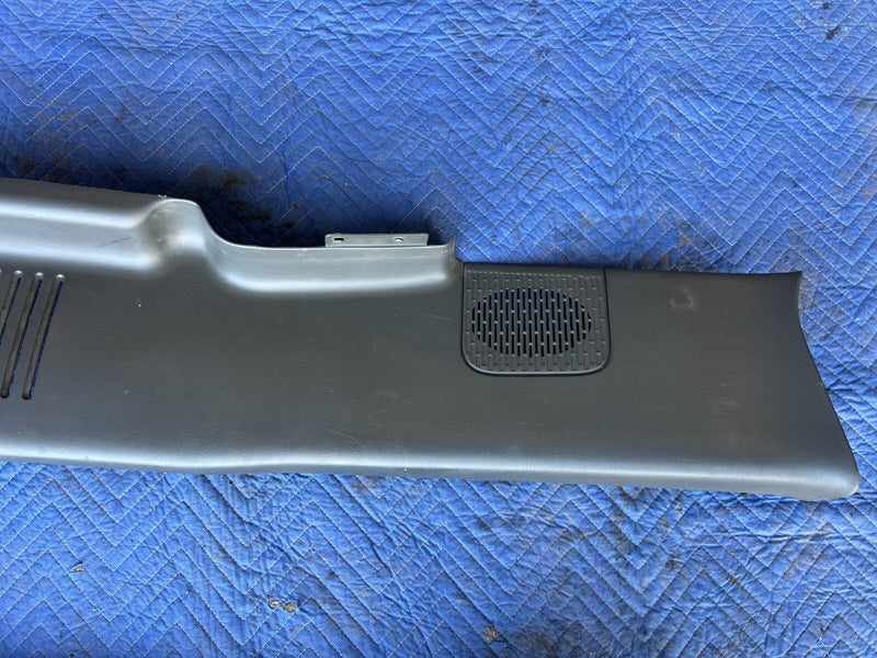 1999-2002 Chevy Silverado GM 1500 2500 B Pillar Trim Gray OEM #1839CN