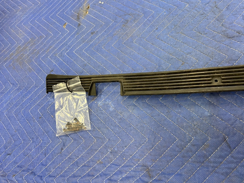 1992-1995 Volvo 940 740 Wagon Rear Hatch Hinge Cover Trim Vent OEM #3193EM
