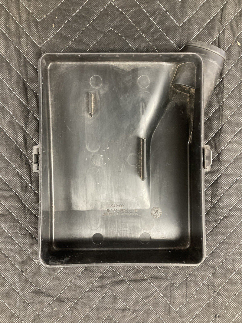 1998-2000 Volvo V70R V70 S70 ECU Cover Engine Computer Cover 9441157 OEM #325M