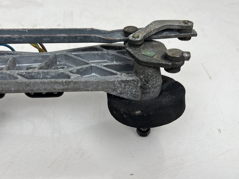 1993-1997 Volvo 850 Front Wiper Motor Transmission Assembly OEM