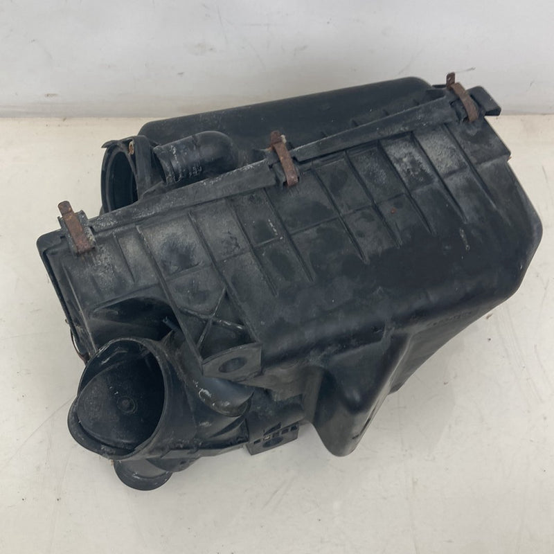 1998-2000 Volvo V70 Air Filter Housing Box 9434297 OEM #5184M