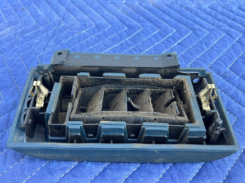 1988-1994 Chevrolet Silverado GM C/K Right Dash Heat AC Air Vent Blue OE #5502EM