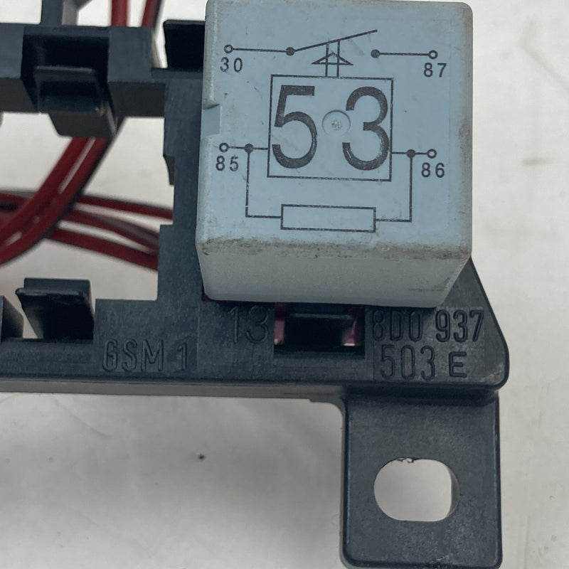 2001-2005 Volkswagen Passat Fuse Relay Box OEM #5533M