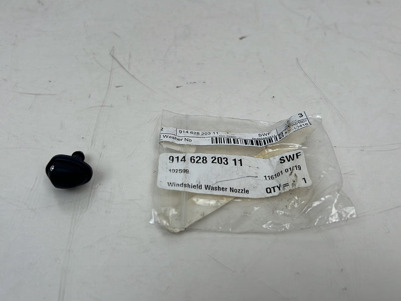 1983-1985 Porsche 944 Windshield Wiper Washer Nozzle 91462820311 NOS #5701EM