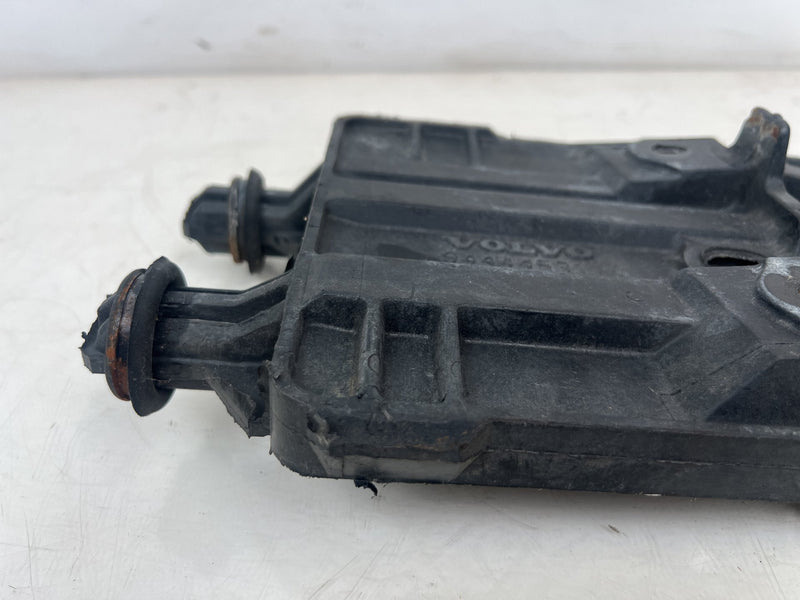 1998-2000 Volvo S70 V70 XC Engine Bay Battery Tray Mount Holder OEM #6874EM