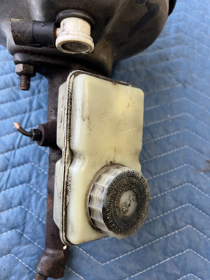 1986-1993 Volvo 240 244 245 Brake Booster & Master Cylinder Assembly OEM #4470EM