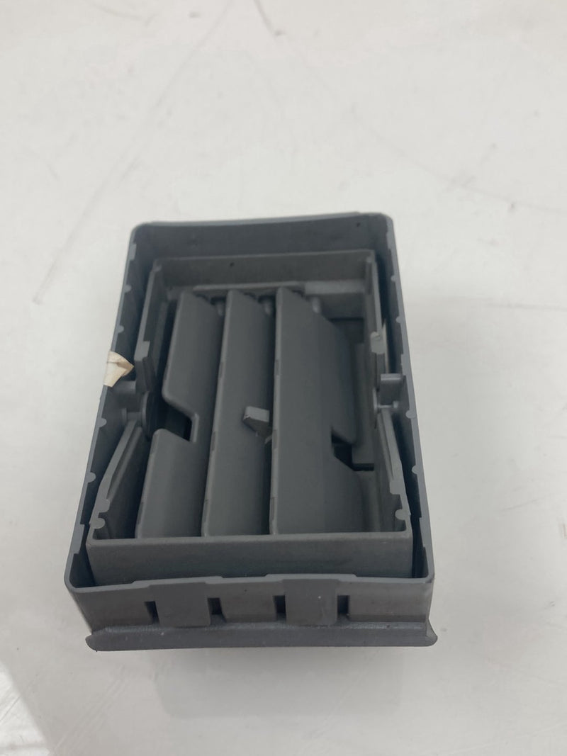 1996 Chevrolet Silverado GMT800 - Dash Vent PN: 15959801