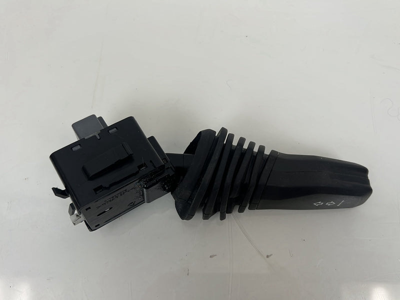 2012 Chevrolet Captiva Sport - Headlight Turn Signal Stalk