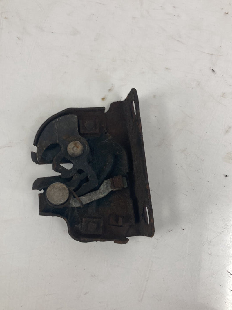 1995-1998 Chevrolet Silverado 2500 GMT400 Hood Latch OEM