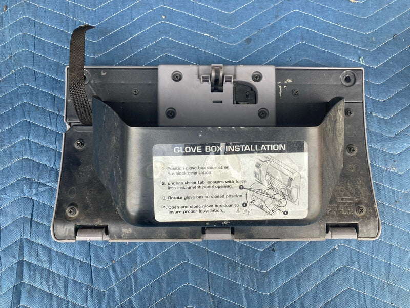 1997-2002 Jeep Wrangler TJ Glove Box Assembly 55037225 OEM #3224M