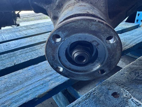 1975-1982 Volvo 240 Rear Axle Differential Assembly Manual Trans OEM #4400E