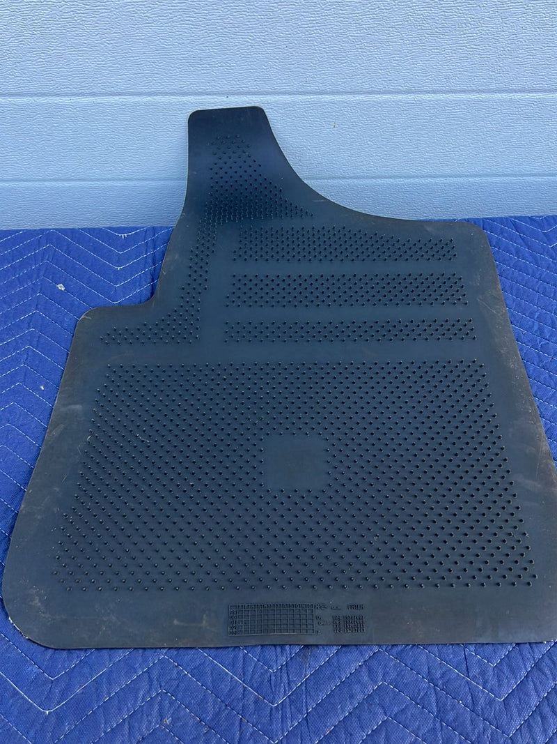 1988-1998 Chevrolet Silverado GMC Front Floor Mat Pair 92115707007 OEM #5135EM