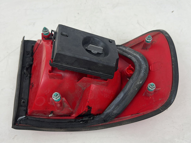 2001-2003 Audi S8 D2 A8 Passenger Right Outer Tail Light Lamp OEM #6105EM