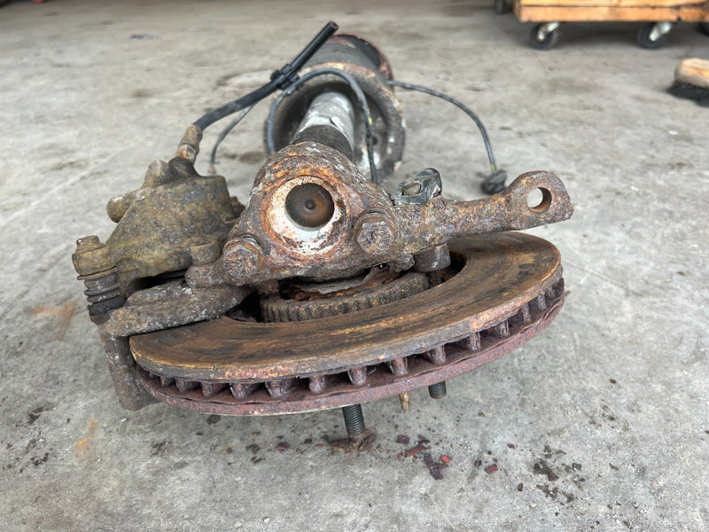 1989-1995 Volvo 740 940 Sedan Front Driver Left Hub & Strut Shock OEM #3638EM