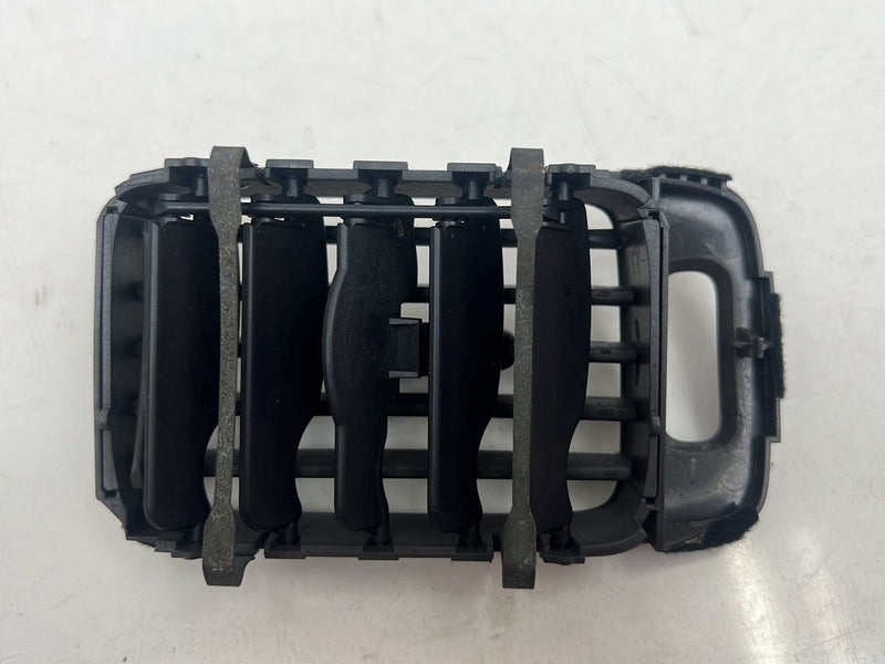 1998-2000 Volvo V70 S70 Right Left Dash HVAC AC Heat Air Vent Set OEM