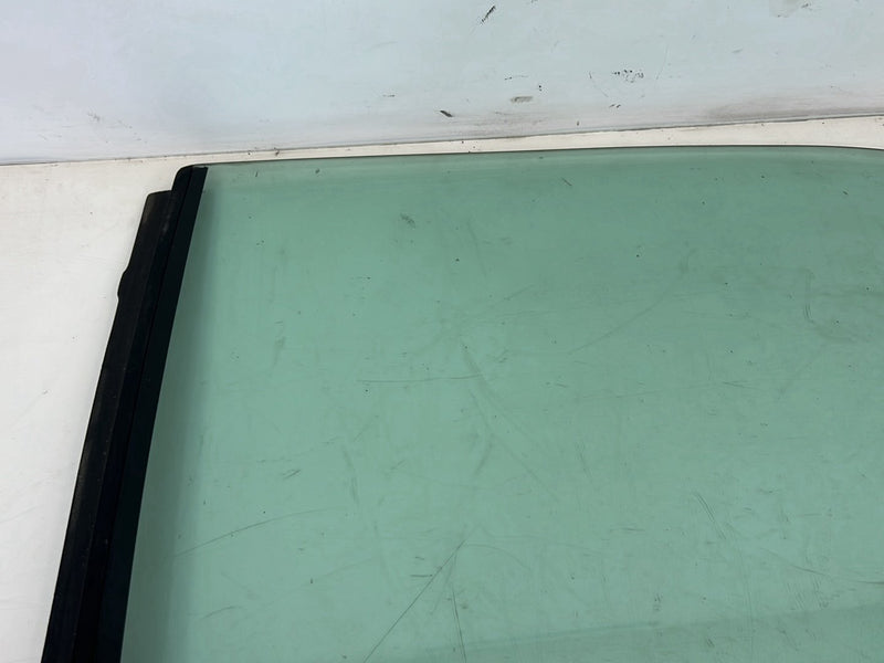 1995-1998 Chevrolet C/K Front Passenger Right Window Glass OEM