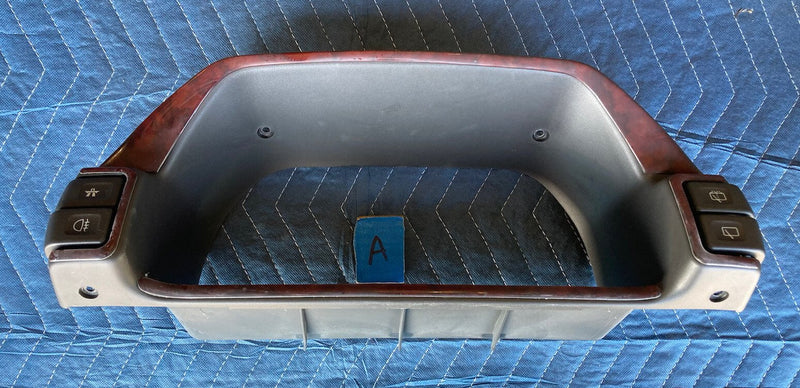 1998-2005 Land Rover Freelander Gauge Cluster Bezel Instrument OEM #2447M