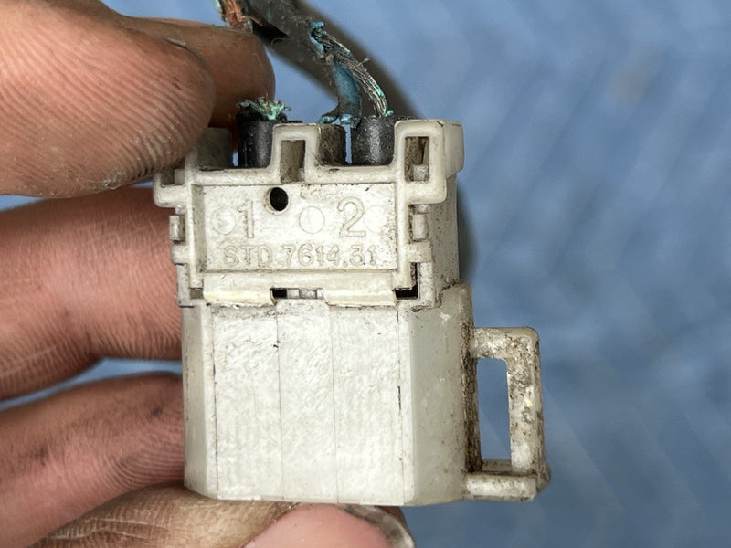 1993-1997 Volvo 850 850R Washer Fluid Jug Reservoir Level Sensor OEM #4524E