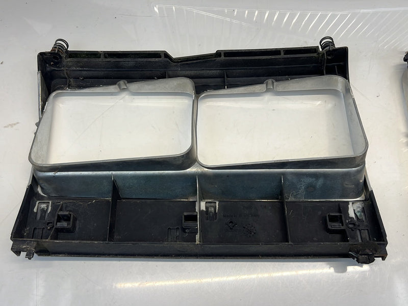 1975-1980 Volvo 244 240 Quad Headlight Set w/ Coffin Grille & Trim OEM #5294EM