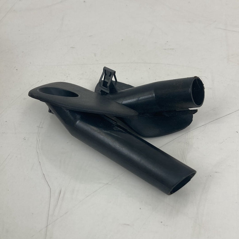1998-2000 Volvo V70 Cowl Drain Pair Left Right 9150747 OEM #5160M