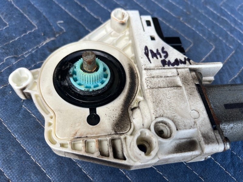 2005-2011 Audi A6 Passenger RH Front Power Window Motor 4F0959802D OEM #3436EM