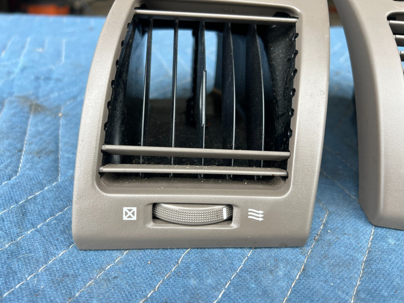 2002-2006  Toyota Camry LH Left RH Right AC Heater Dash Vent OEM #120DU