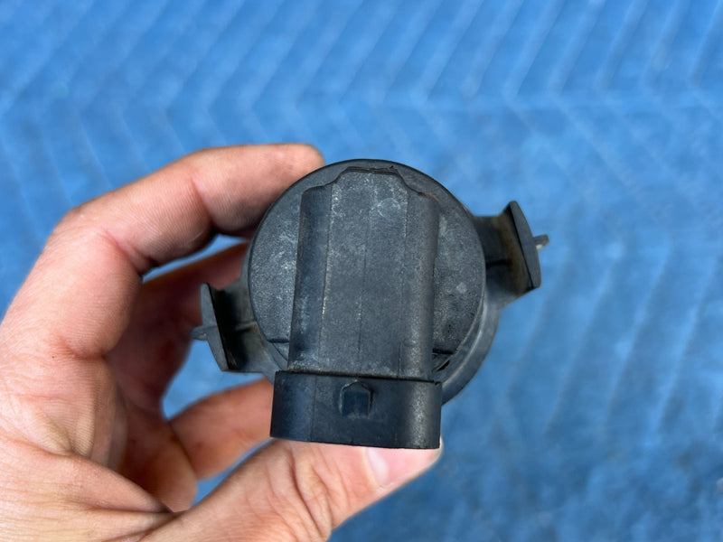 2002-2005 BMW 330xi 325xi E46 High Beam Headlight Lamp Bulb Socket OEM #4801EM