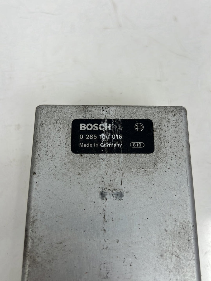 1990-1992 Volvo 740 745 940 Bosch Body Control Module 0285100016 OEM #5946EM