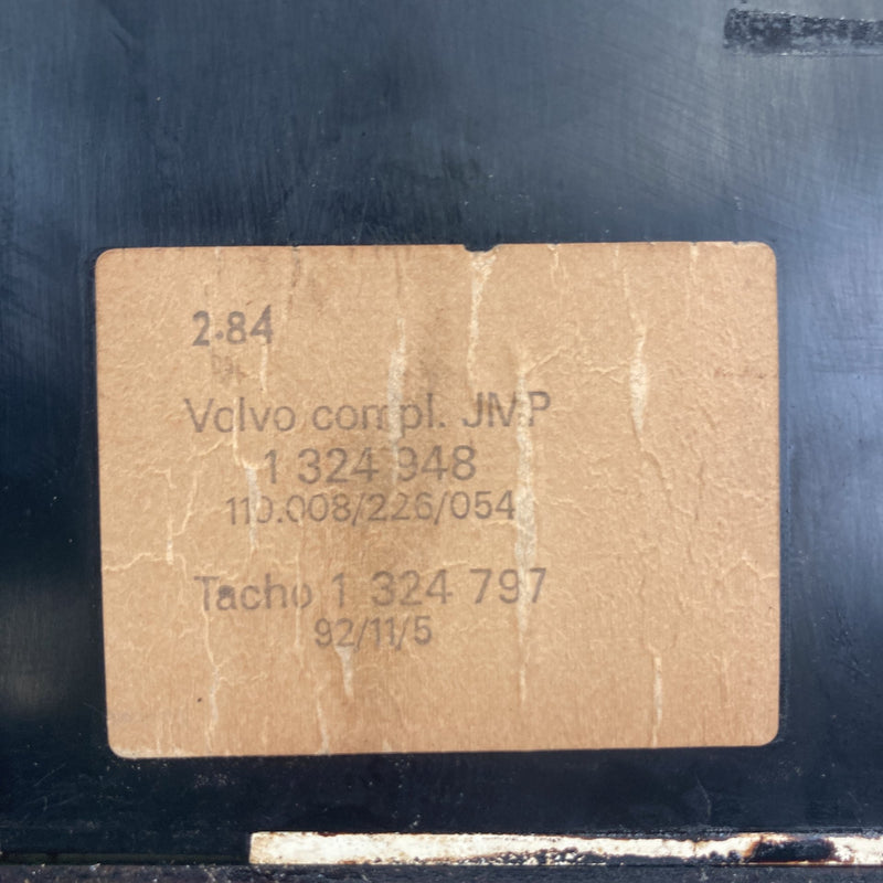 1981-1985 Volvo 240 245 Gauge Cluster Speedometer 1324797 OEM